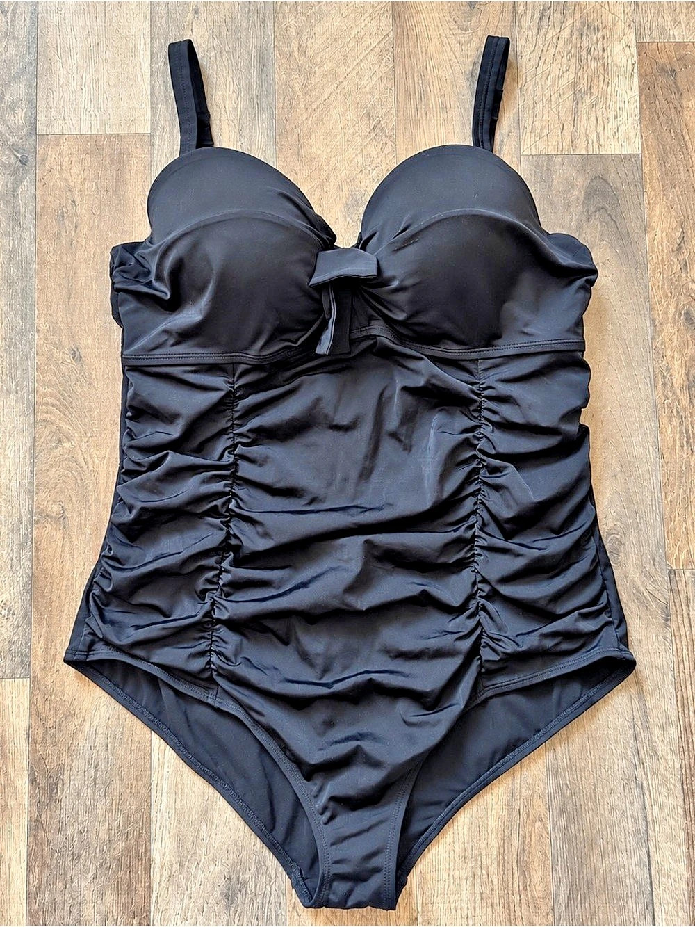TORRID Ruched Underwire One Piece Swimsuit Black 2X Like New